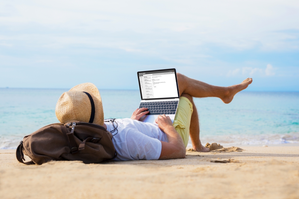 How to make money sitting on the beach. All about FBA.